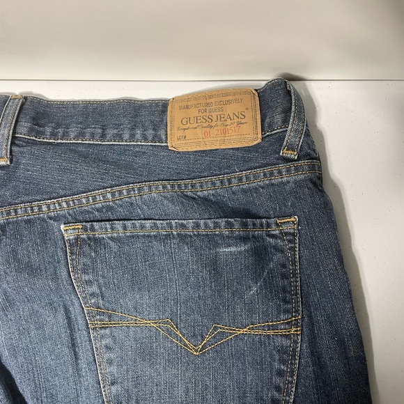 Womans GUESS jeans cliff boot cut Sz-38 measurements - Picture 7 of 8